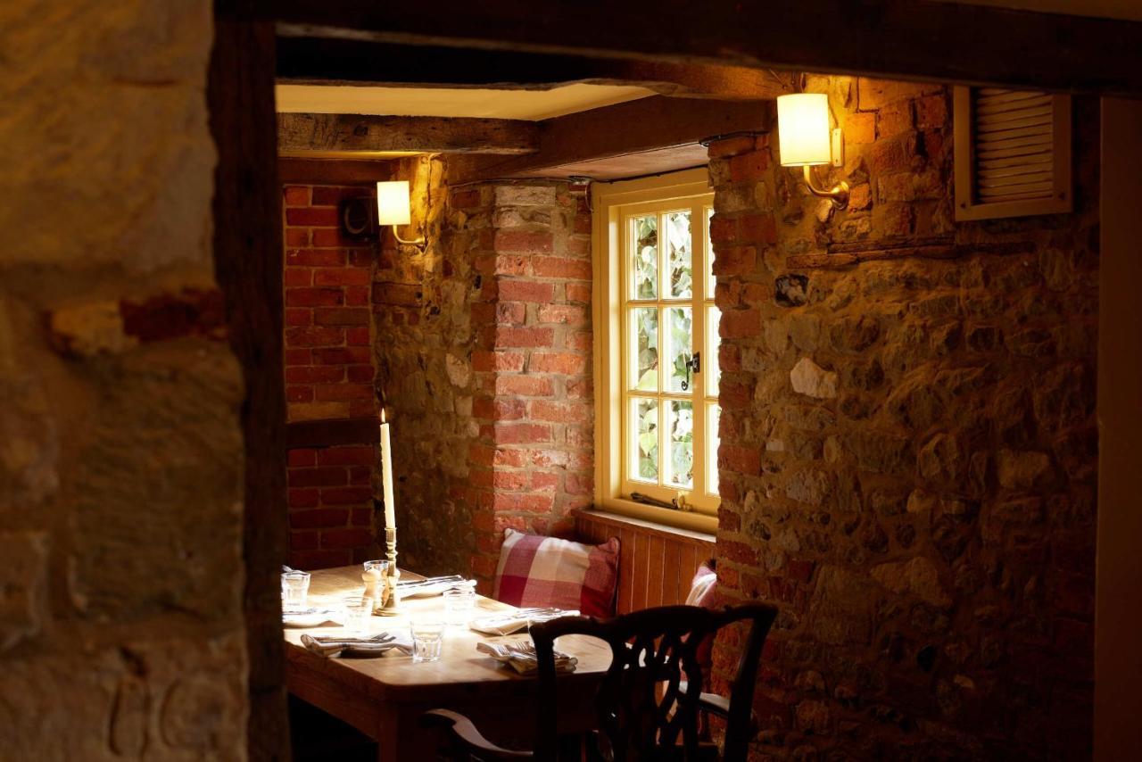The Queen'S Head Broad Chalke Buitenkant foto